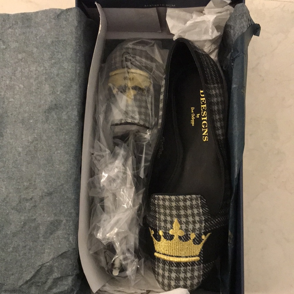 DEESIGNS by DEE OCLEPPO Crown plaid LOAFERS Size 7M. New in box. - Picture 3 of 10